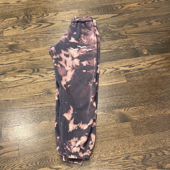 Lazy Pants - Picture 2 of 3